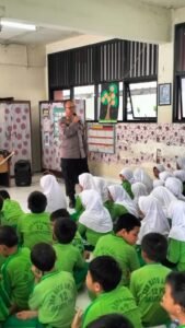 Polsek Kramatjati Edukasi Siswa SDN 12 Batu Ampar, Cegah Kenakalan Pelajar Sejak Dini