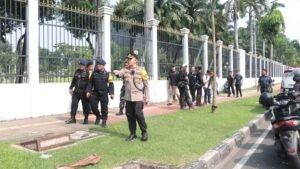 1.146 Polisi Dikerahkan Amankan Sidang OKI 2025 Tanpa Senjata! Ini Alasan Mengejutkannya!