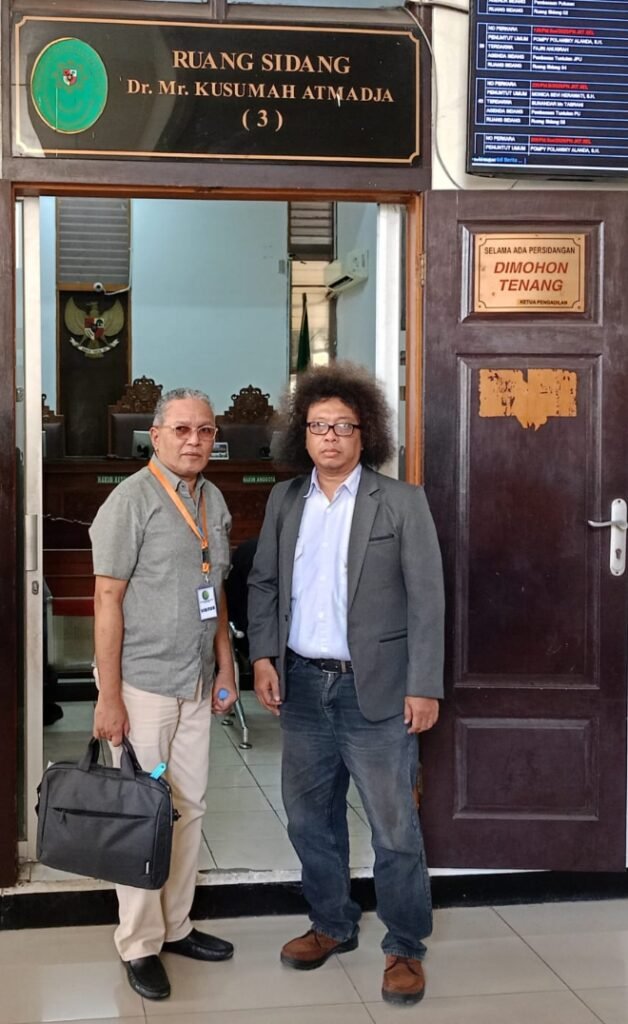 Pihak JOFU, selaku penjual sekaligus ahli waris dari almarhum J. Usmany