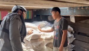 KM Sinar Bahtera Bawa Ratusan Karung Bawang Merah Ilegal, Diringkus Bakamla RI