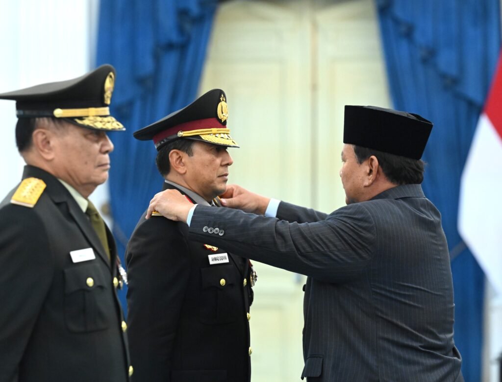Djamari Chaniago Jabat Menko Polkam, Ahmad Dofiri Jadi Penasehat Khusus Presiden