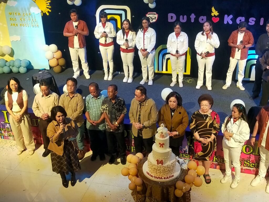 Joy Tobing Beri Inspirasi di HUT ke-14 GSJA Duta Kasih: Seruan Berikan Hidup dan Jiwa kepada Tuhan