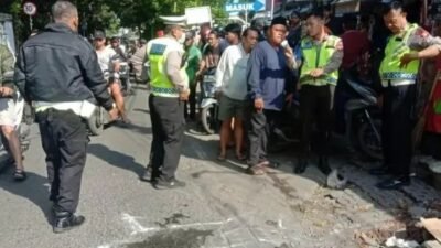 Truk Iring-iringan TNI Tabrak Motor di Kalideres, Satu Wanita Tewas