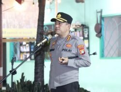 Malam Akhir Pekan, Kapolres Jakbar Turun Langsung Pimpin Patroli KRYD di Cengkareng