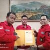 DPC Pemuda Batak Bersatu Jakarta Timur Serahkan SK Mandat PAC Matraman kepada Maradu Sijabat