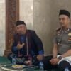 Kapolsek Tambora Sambangi Masjid Nurul Islam Fatahillah, Warga Diajak Waspadai Kejahatan