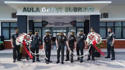 Pangdam Jaya meresmikan Gedung Aula Gatot Subroto Rindam Jaya.