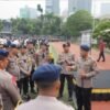 Kapolda Metro Jaya Komjen Pol Prof. Dr. Dadang Hartanto, Tekankan Pendekatan Humanis, Brimob Kawal Aksi di Sejumlah Titik Jakarta