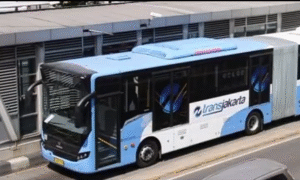 Pemprov DKI Gratiskan Naik Transjakarta, MRT, dan LRT di Momen Harhubnas 2025