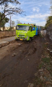 Truk Trailer Anjlok di Salembaran, JORR Cengkareng Lumpuh Total Hingga Malam Hari