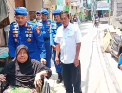 Sentuhan Humanis Ditpolairud PMJ, Bantuan Kursi Roda untuk Warga Pesisir Muara Angke